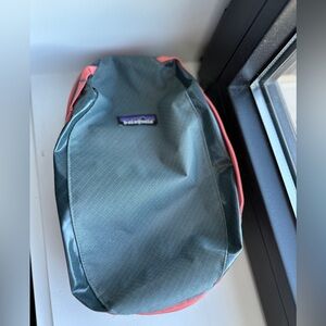 Patagonia Black Hole 6L